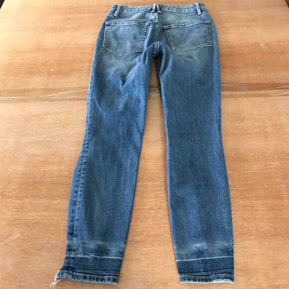Good American Good Waist Jeans Women 4/27 Blue High Rise Distressed GWCCH075T - Picture 2 of 12